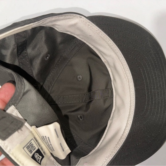 New Era 9Fifty Essentials Fear of God Snapback - Picture 4 of 5